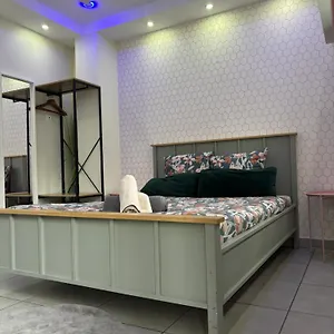 Hôtel capsule Justcozy Indépendante #2, Lille